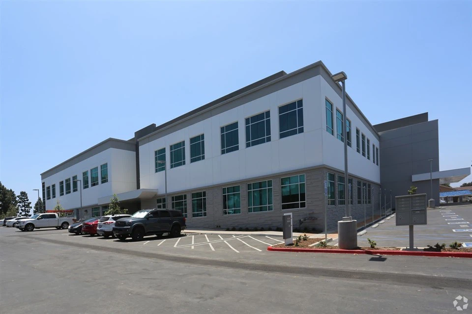 Prefab Engineering Galvanized Steel Warehouse Buildings Design Structure Truss Purlin Barn Shed Horse Arena